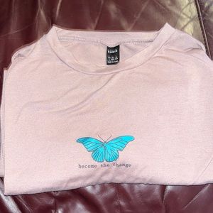 I am selling a shein shirt.